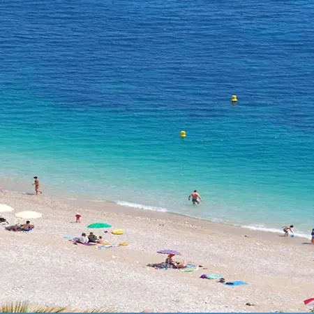 8 Personnes Avec Kitchenette Equipee Et Wi-fi - Fr-1-827-3 Apartament *