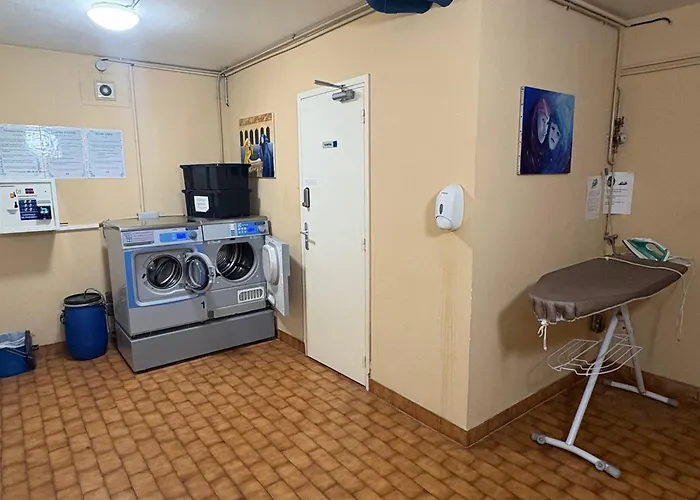 8 Personnes Avec Kitchenette Equipee Et Wi-fi - Fr-1-827-3 * ロクブリュヌ＝カップ＝マルタン